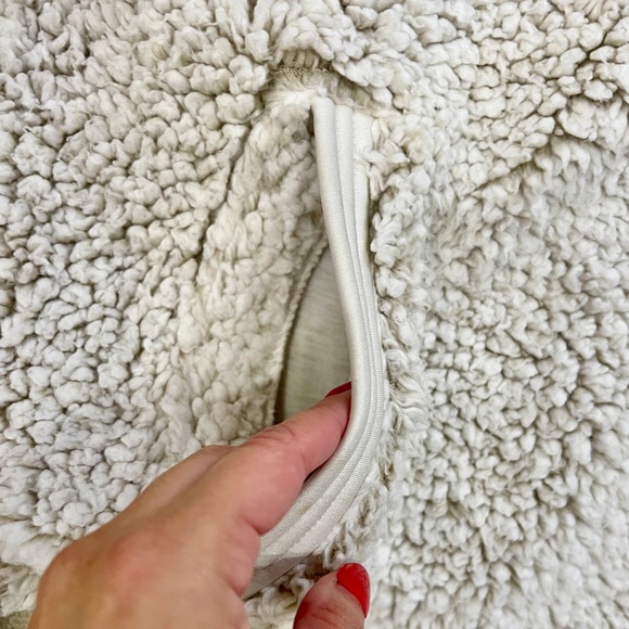 Cozy Sherpa Beige Fleece 1/4 Zip Pullover Sweater Size Small - Picture 4 of 5